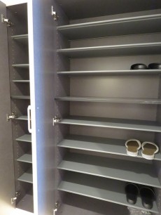 サンライン成城ハイツ　シューズBOX