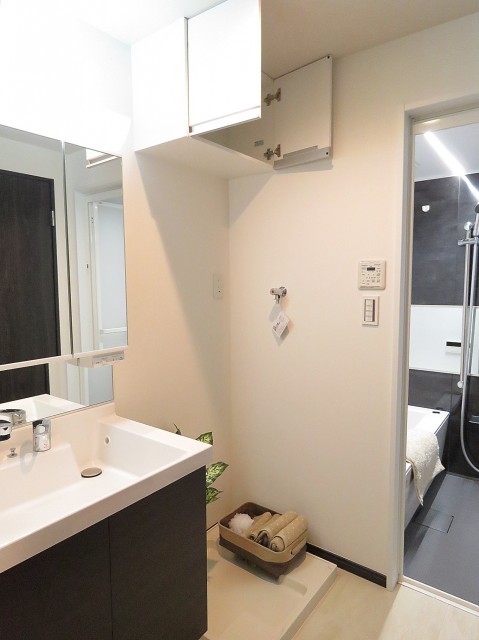 朝日瀬田マンション　洗濯機置場