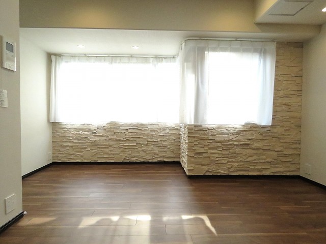 朝日瀬田マンション　LDK約11.3帖