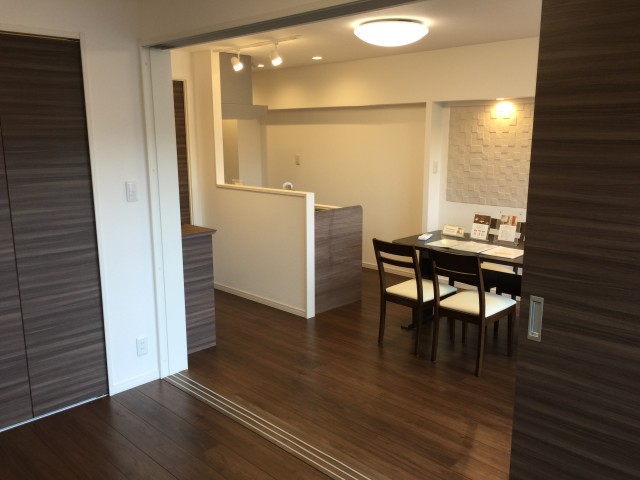 洋室約6帖クローゼット 洋室約6帖クローゼット