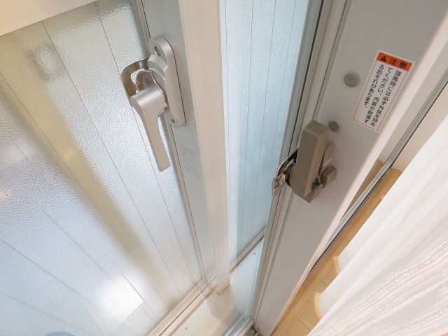 西新宿ダイヤモンドパレス　二重サッシ