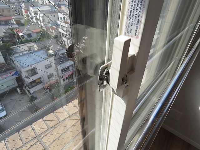 コスモス26上池袋　二重サッシ