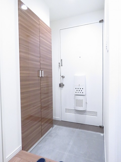 ヴィラ赤坂　玄関ホール