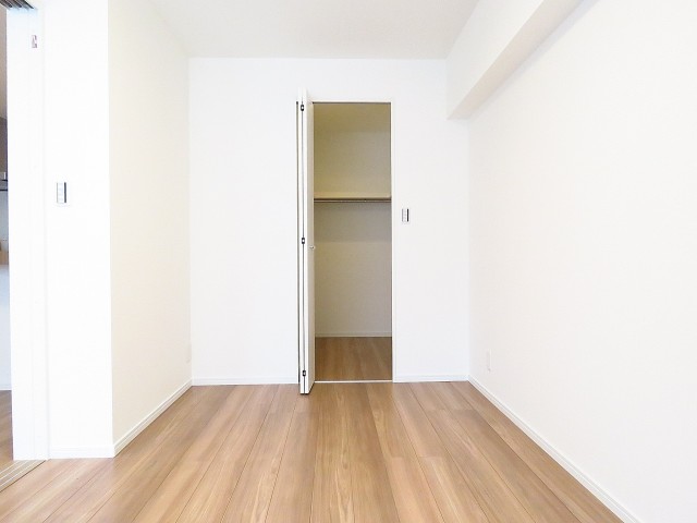 ヴィラ赤坂　洋室約5.6帖