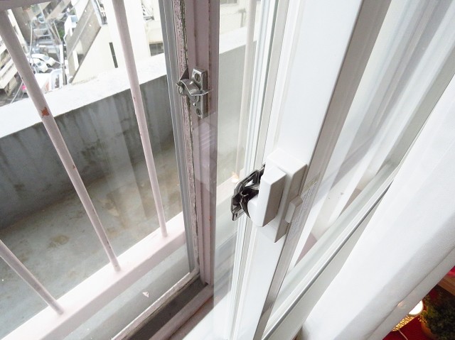 サトミビル　二重サッシ