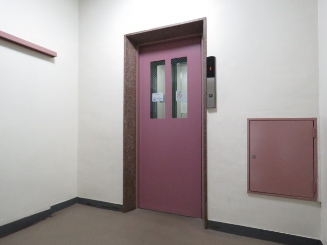 サトミビル　エレベーター