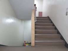 サトミビル　共用階段