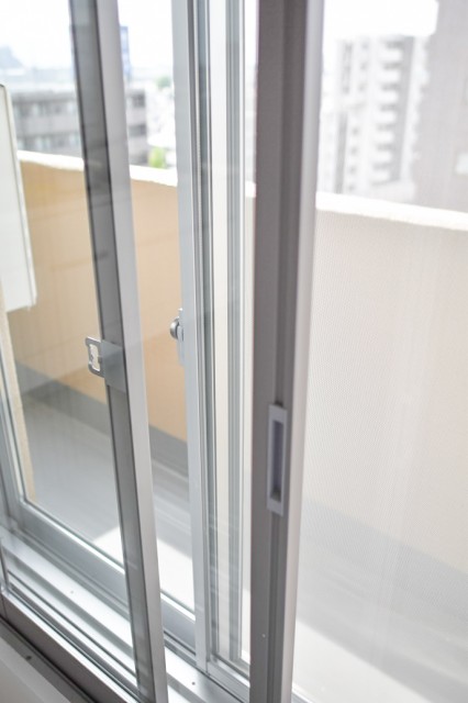 日商岩井碑文谷マンション801　扉