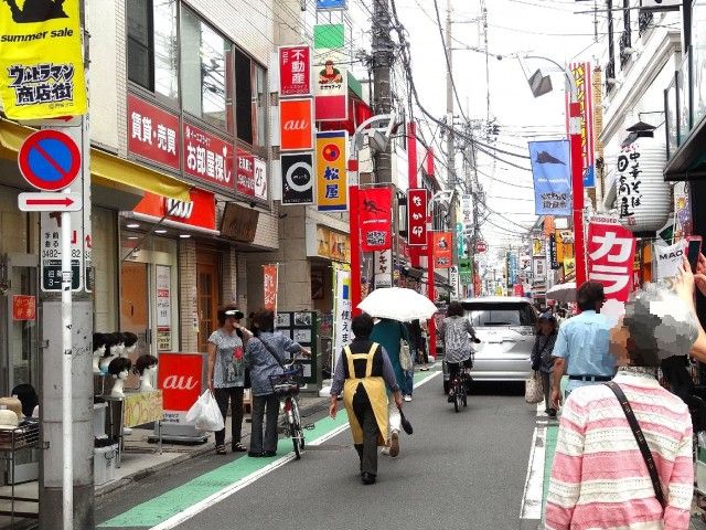 サーパス祖師谷大蔵　商店街