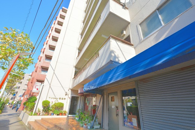 マンション方南町 外観