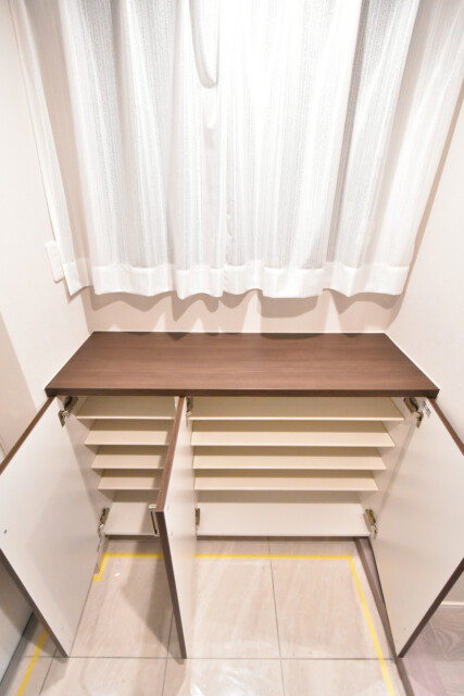 ディアナコート三田 玄関