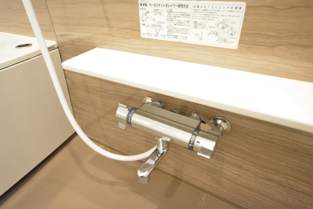 プレジール新宿大久保 浴室