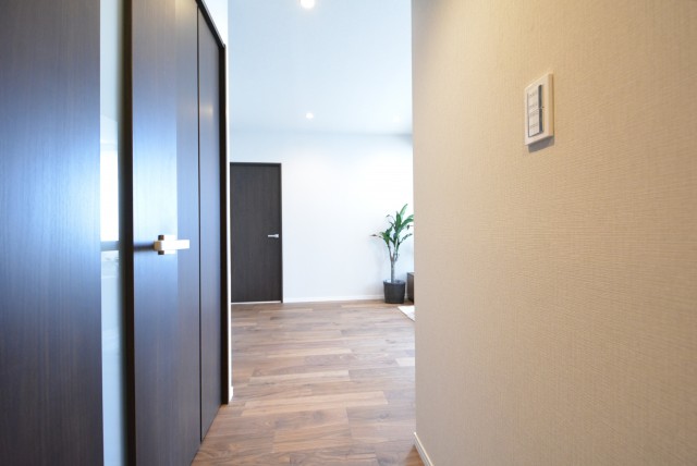 アンクレール初台 玄関