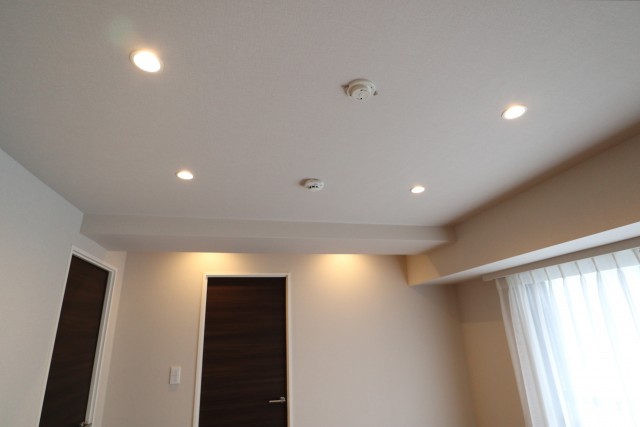 白金台桜苑マンション リビングダイニング