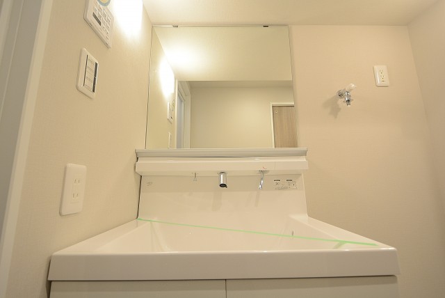 秀和等々力レレジデンス