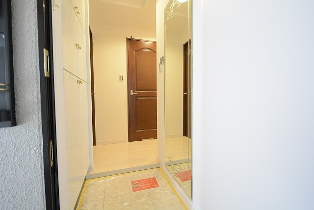 ダイアパレスシェルトワレ目黒 玄関