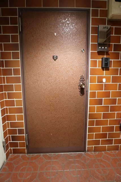 白金台桜苑マンション 玄関