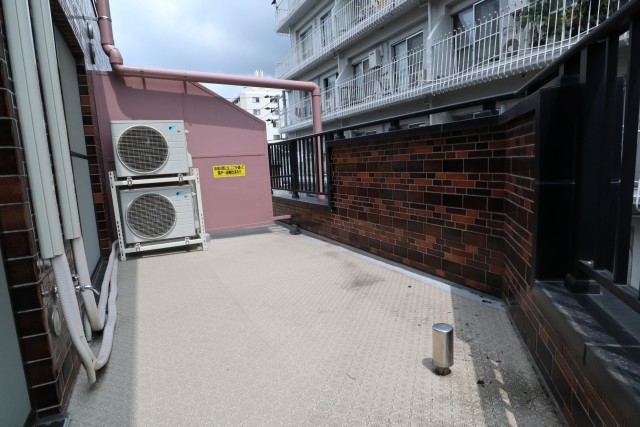 白金台桜苑マンション バルコニー