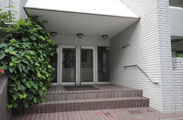 成城北フラッツ　エントランス