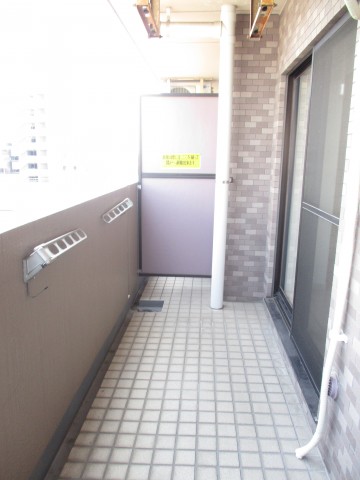 ライオンズプラザ石川台　11東バルコニー