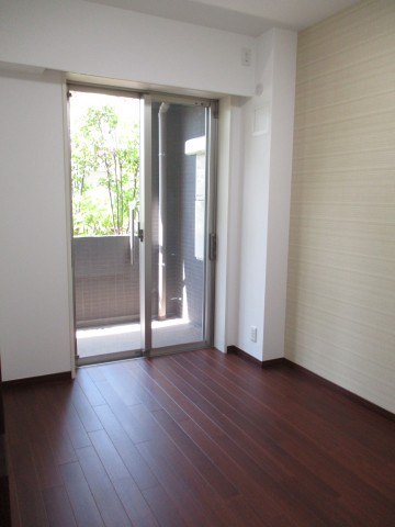 ジェイパーク上池台　６洋室（２）縦