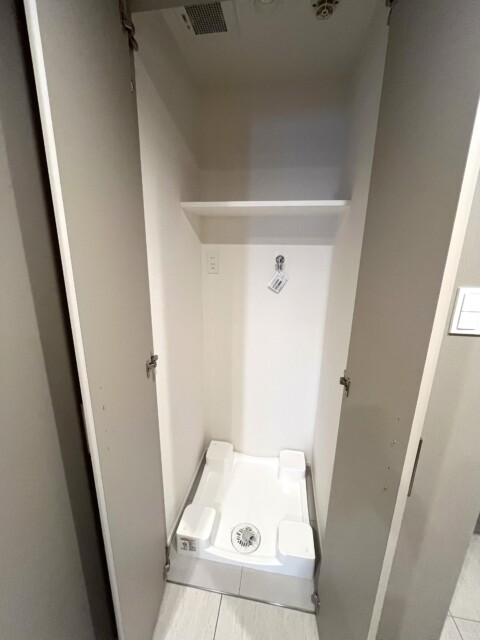 パロス白金 玄関廊下