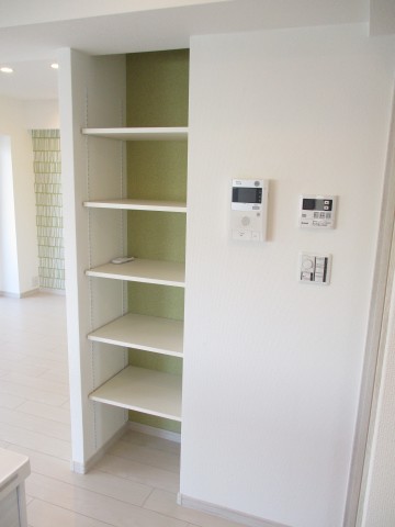 ライオンズプラザ石川台　９LD収納