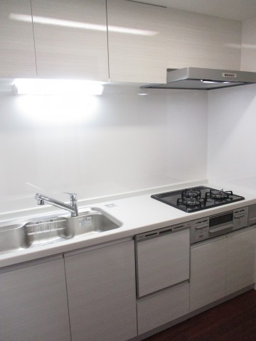 ジェイパーク上池台　３キッチン