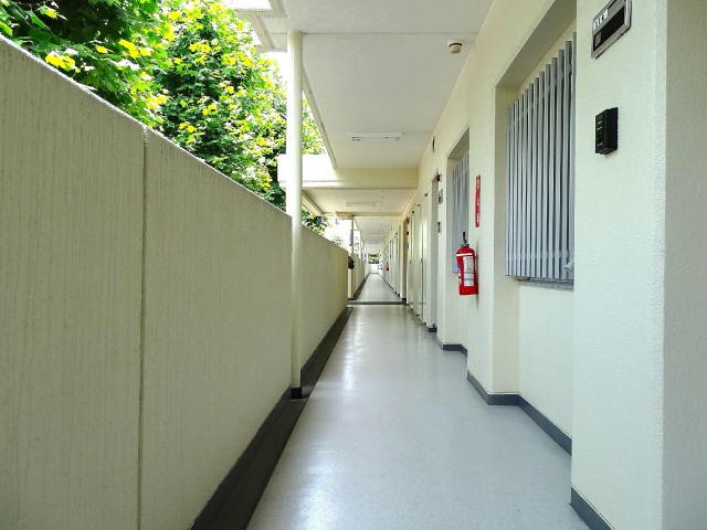 日商岩井大岡山第2マンション　共用廊下