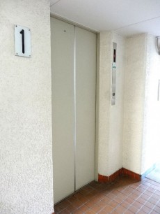 ワコー東日本橋マンション　エレベーター