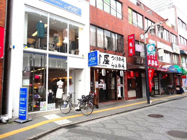 ハイムピア南烏山　商店街