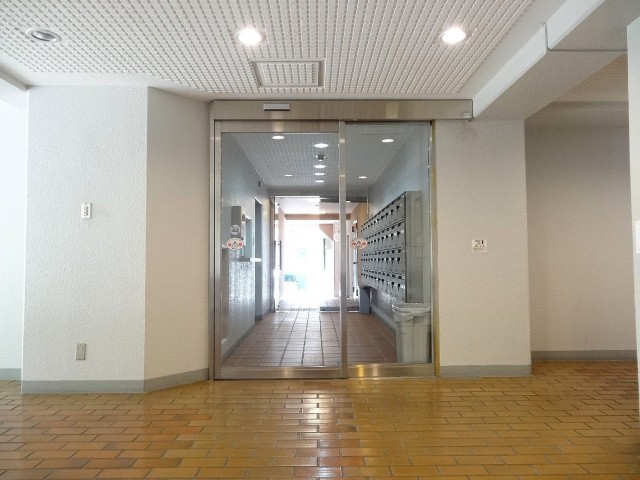 中銀新川マンシオン　エントランス