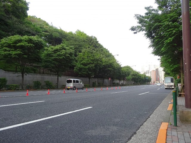 四谷フラワーマンション　靖国通り