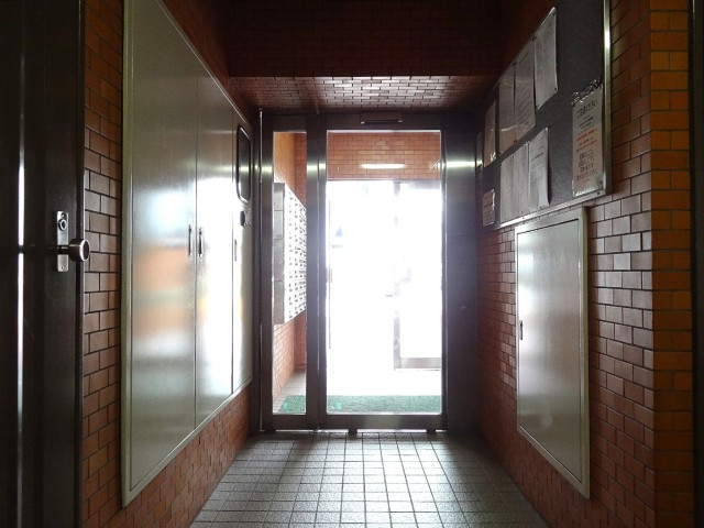 パラスト上目黒　エントランスホール