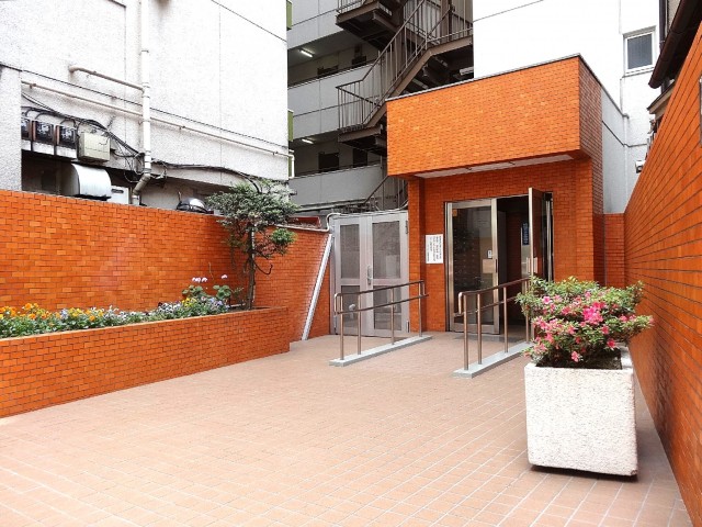 パラスト上目黒　エントランス