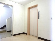 シャンボール池田山　エレベーター
