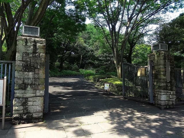 シャンボール池田山　池田山公園