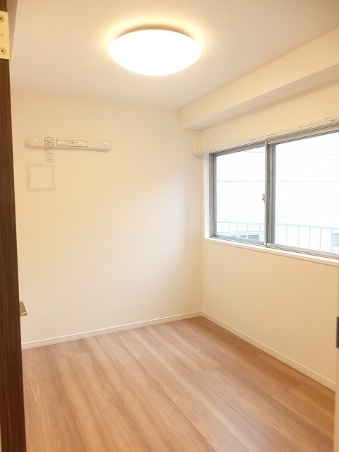 ＮＫ五反田コータース　洋室２