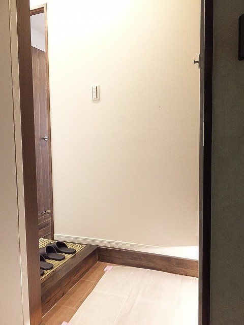 藤和護国寺コープ　玄関