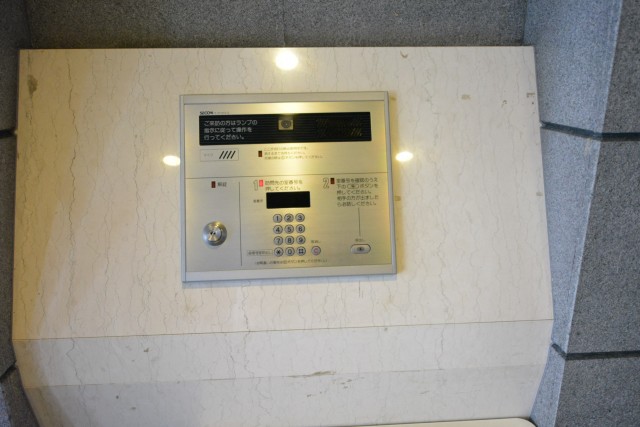 サンクタス四谷・曙橋ルーセントシティ　エントランス