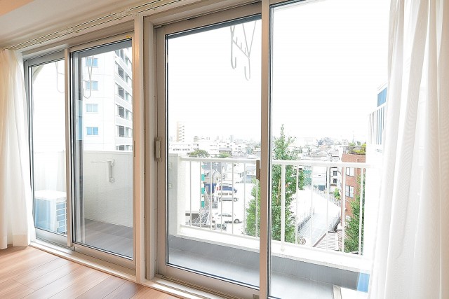 方南町セントラルマンション　ペアサッシ