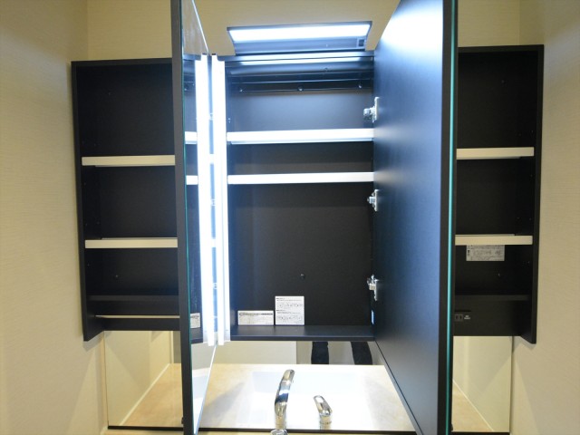 シティコート広尾　洗面化粧台