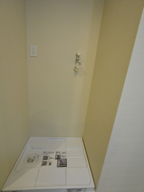 シティコート広尾　洗濯機置場