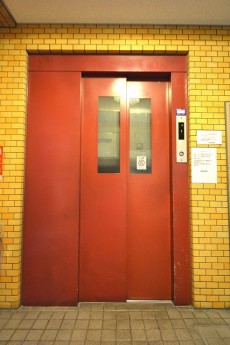 ベルベシティ用賀　エレベーター