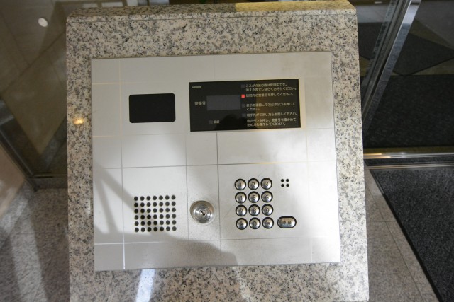 ビラカーサ四谷四丁目　エントランス