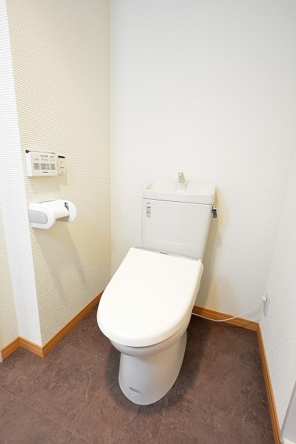 ハイホーム本陣　トイレ