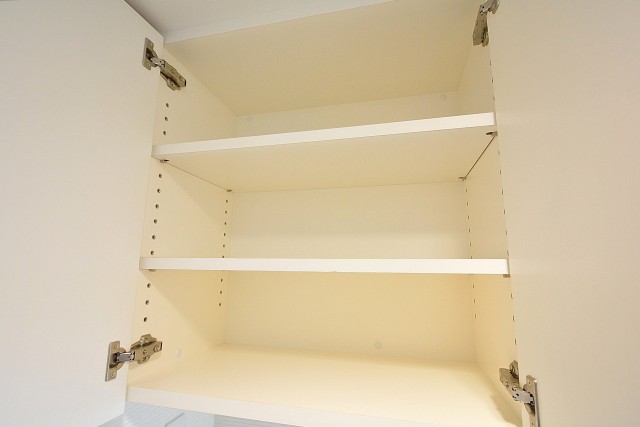 ハイホーム本陣　吊戸棚