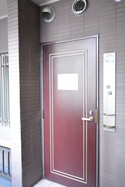 ビラカーサ四谷四丁目　玄関扉