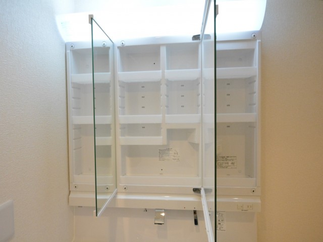 コスモ広尾　洗面化粧台