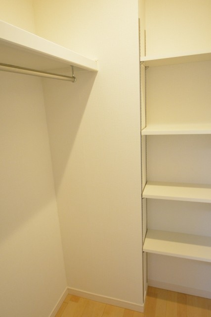 ビラカーサ四谷四丁目　洋室